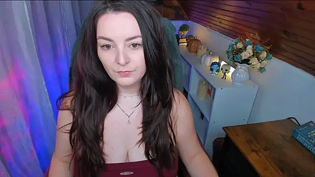 Snapshot of ErinMarshall chatting on 26, 11, 2025 ErinMarshall online show from 26, 11, 2025