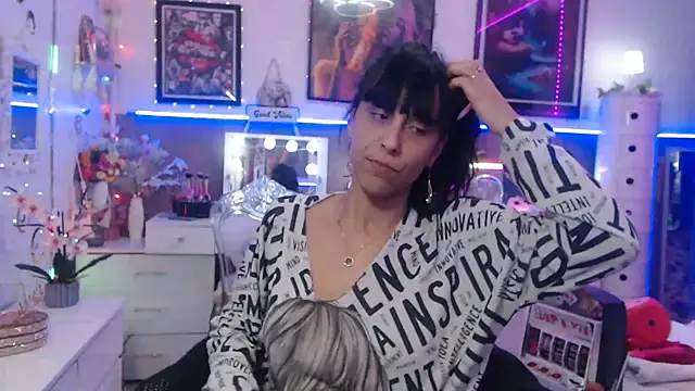 misscectito13 online show from 25, 2, 2025