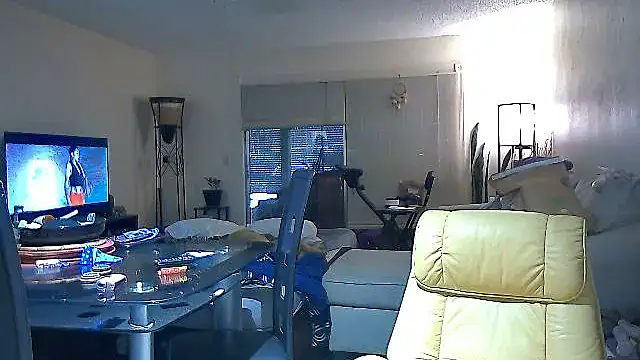 Snapshot of PichyPrettyPussy chatting on 4, 10, 2025 PichyPrettyPussy online show from 4, 10, 2025