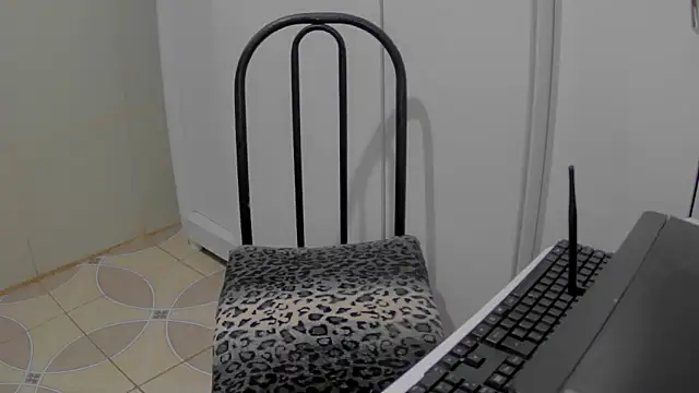 Snapshot of Transsafada1 chatting on 21, 11, 2025 Transsafada1 online show from 21, 11, 2025