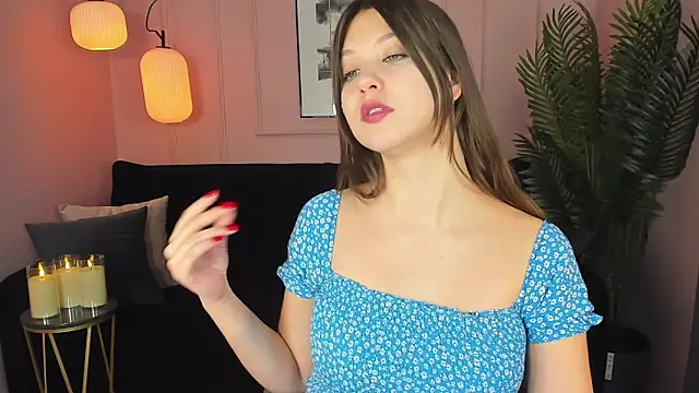 Snapshot of ElizaMild chatting on 6, 12, 2024 ElizaMild online show from 6, 12, 2024