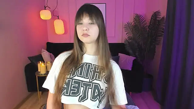 Snapshot of ElizaMild chatting on 13, 3, 2025 ElizaMild online show from 13, 3, 2025