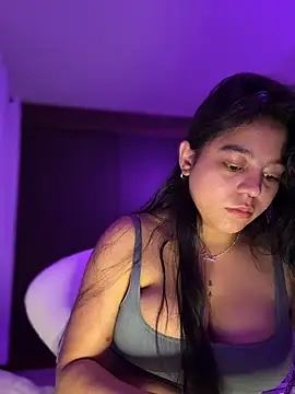 Snapshot of Naiara_sex chatting on 5, 12, 2025 Naiara sex online show from 5, 12, 2025