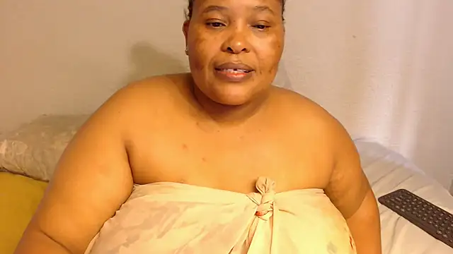 Snapshot of zandile chatting on 27, 1, 2025 zandile online show from 27, 1, 2025