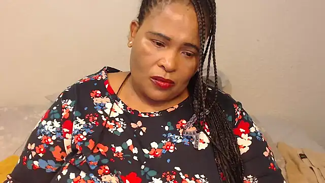 Snapshot of zandile chatting on 12, 3, 2025 zandile online show from 12, 3, 2025