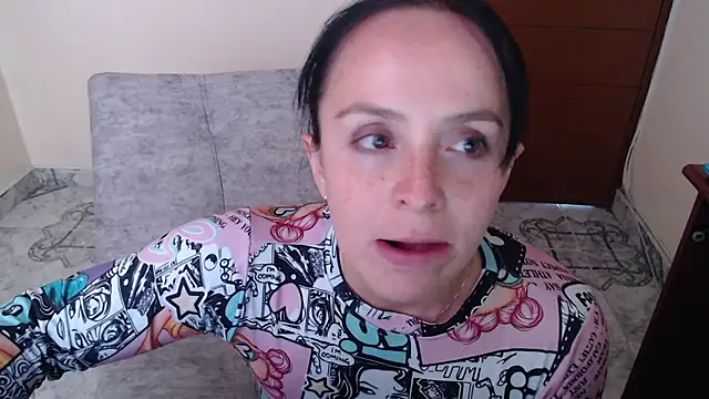 Snapshot of antara_hotgirl chatting on 17, 11, 2025 antara hotgirl online show from 17, 11, 2025