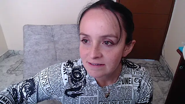 Snapshot of antara_hotgirl chatting on 25, 11, 2025 antara hotgirl online show from 25, 11, 2025