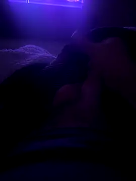 Ethanstone18 online show from 17, 10, 2025