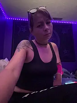 Snapshot of Babii_Nova chatting on 11, 10, 2025 Babii Nova online show from 11, 10, 2025