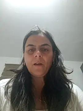 IsabelleCraft online show from 9, 10, 2025