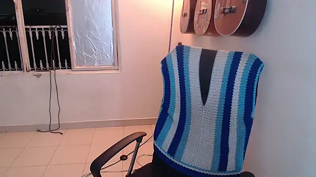 Smoke trip Alicia online show from 23, 10, 2025