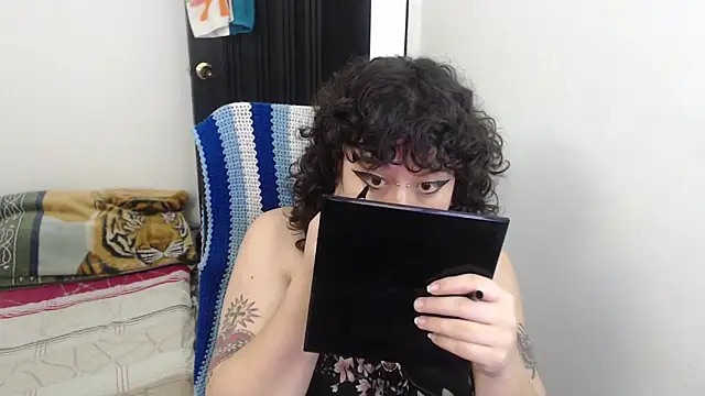 Smoke trip Alicia online show from 7, 2, 2026