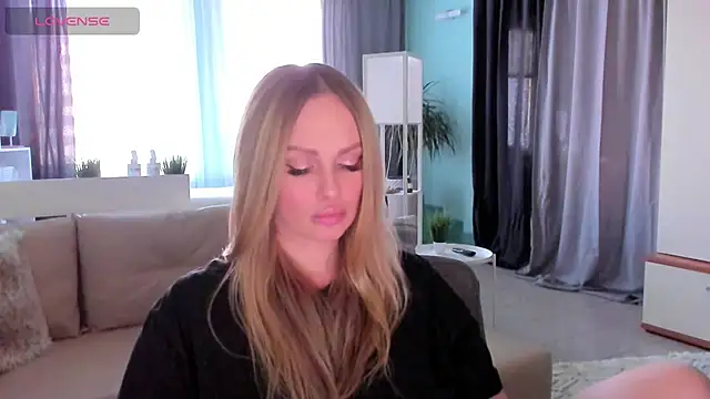 Libby Nora online show from 22, 3, 2025