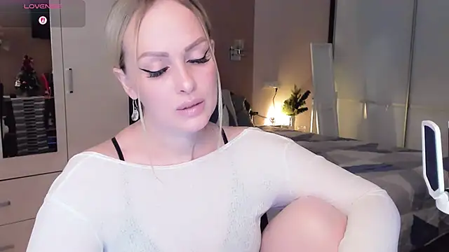 Libby Nora online show from 22, 12, 2025