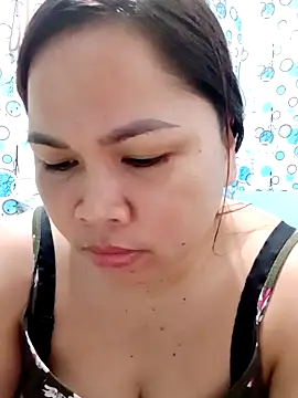 XXLorie 02 online show from 10, 2, 2025