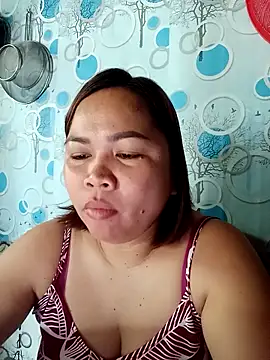 XXLorie 02 online show from 9, 11, 2025