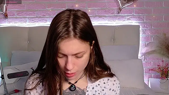 Snapshot of Eille_Elfie chatting on 20, 11, 2025 Eille Elfie online show from 20, 11, 2025