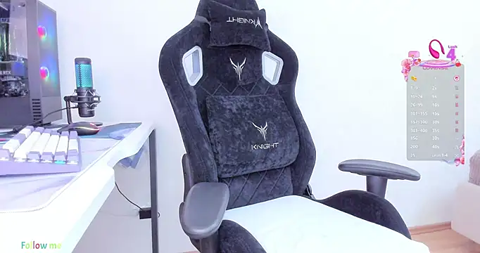 SkyqueenI online show from 9, 9, 2025