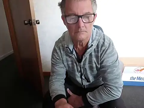 Snapshot of bigballnz chatting on 26, 11, 2025 bigballnz online show from 26, 11, 2025