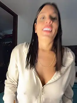 Snapshot of kamivolkano chatting on 28, 10, 2025 kamivolkano online show from 28, 10, 2025