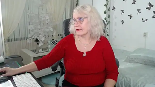 Snapshot of Ghertrude52 chatting on 2, 3, 2026 Ghertrude52 online show from 2, 3, 2026