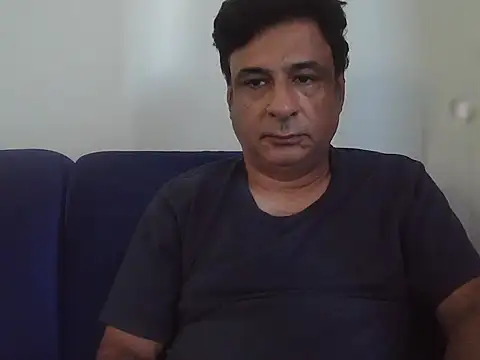 Snapshot of desipapaxxx chatting on 4, 11, 2025 desipapaxxx online show from 4, 11, 2025