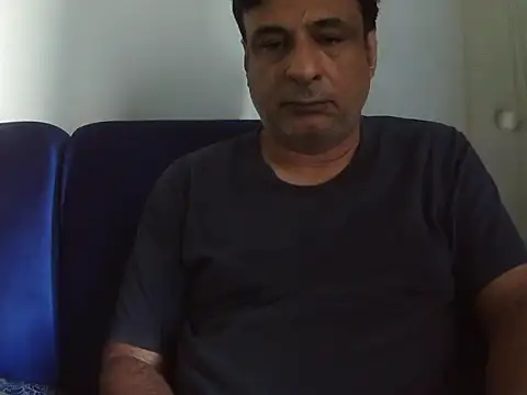 Snapshot of desipapaxxx chatting on 15, 11, 2025 desipapaxxx online show from 15, 11, 2025