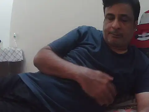 Snapshot of desipapaxxx chatting on 15, 11, 2025 desipapaxxx online show from 15, 11, 2025