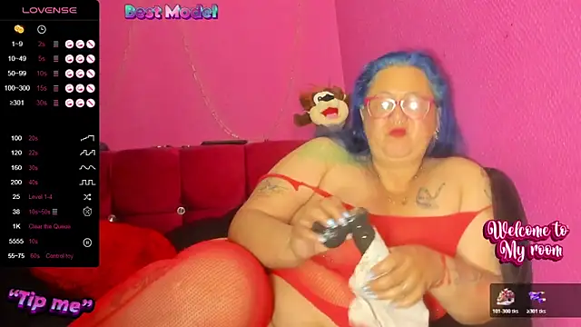 Snapshot of AnalGoddes chatting on 6, 1, 2026 AnalGoddes online show from 6, 1, 2026