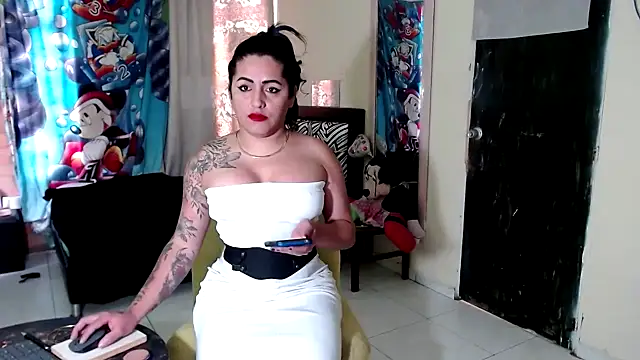 Snapshot of Sashaferrari2000 chatting on 29, 10, 2025 Sashaferrari2000 online show from 29, 10, 2025