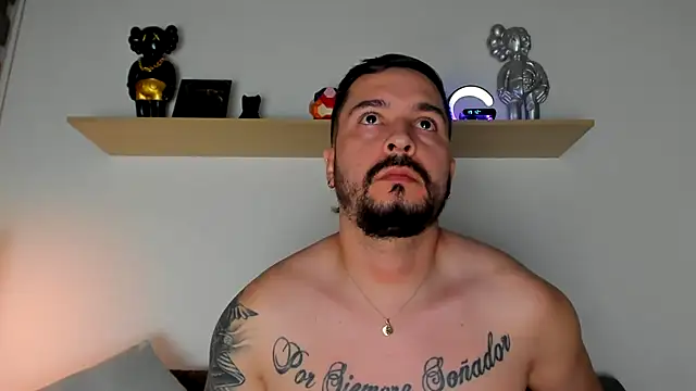 camilo restrepo21 online show from 16, 1, 2025