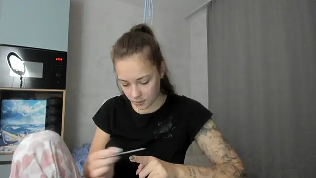 why again me online show from 31, 10, 2025