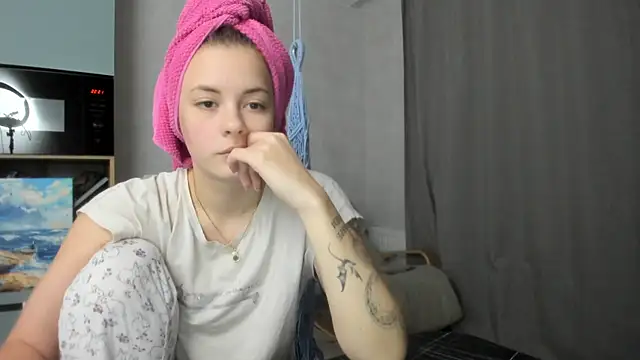 why again me online show from 5, 12, 2025