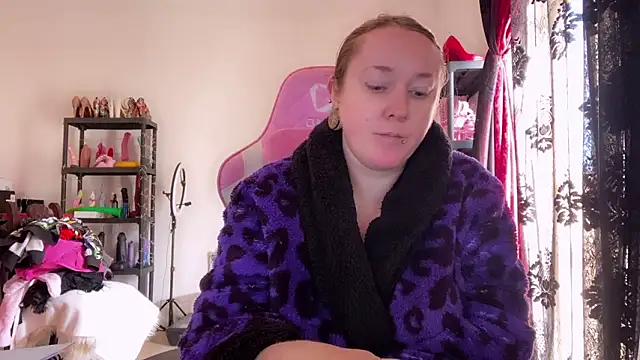 kisicaxx online show from 17, 1, 2026