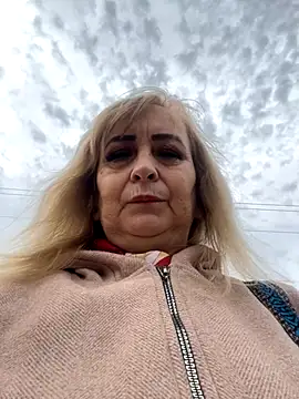 Snapshot of Irina2909@xh chatting on 8, 10, 2025 Irina2909xh online show from 8, 10, 2025