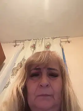 Snapshot of Irina2909@xh chatting on 25, 10, 2025 Irina2909xh online show from 25, 10, 2025