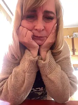 Snapshot of Irina2909@xh chatting on 27, 10, 2025 Irina2909xh online show from 27, 10, 2025