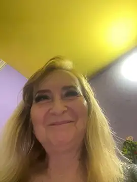 Snapshot of Irina2909@xh chatting on 12, 11, 2025 Irina2909xh online show from 12, 11, 2025