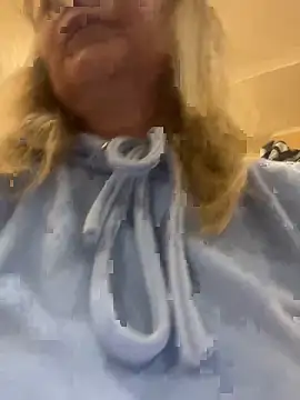 Snapshot of Irina2909@xh chatting on 18, 11, 2025 Irina2909xh online show from 18, 11, 2025