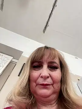 Irina2909xh online show from 11, 2, 2026