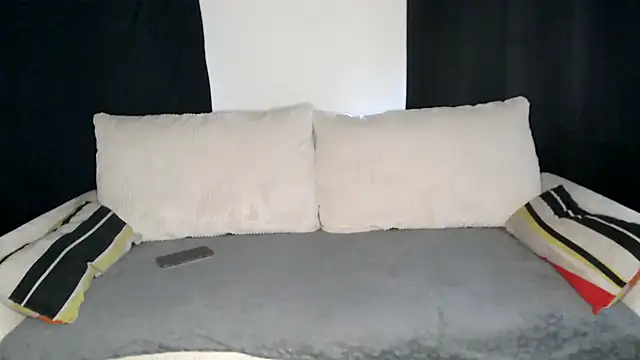 MissGirly online show from 7, 1, 2025