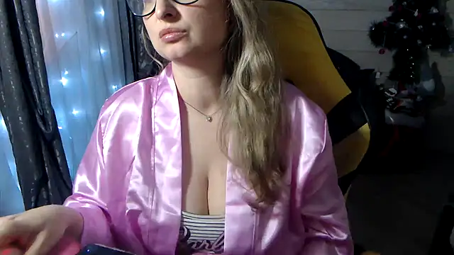 RubiLakros online show from 10, 1, 2025