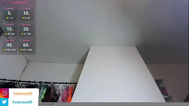 Snapshot of Hotenza69 chatting on 5, 2, 2025 Hotenza69 online show from 5, 2, 2025