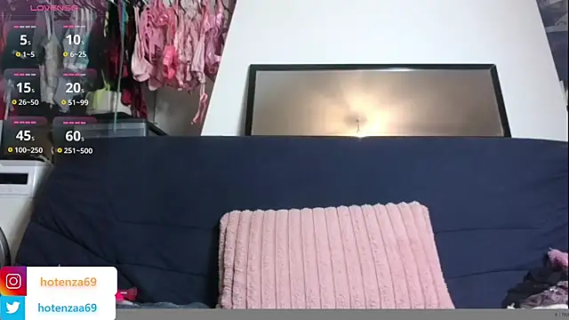 Snapshot of Hotenza69 chatting on 17, 3, 2025 Hotenza69 online show from 17, 3, 2025