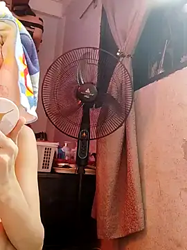 QueenSoreal online show from 30, 1, 2025