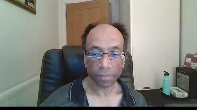 Snapshot of rauncher1 chatting on 15, 2, 2026 rauncher1 online show from 15, 2, 2026