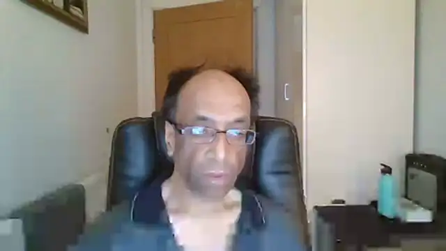 Snapshot of rauncher1 chatting on 12, 3, 2026 rauncher1 online show from 12, 3, 2026