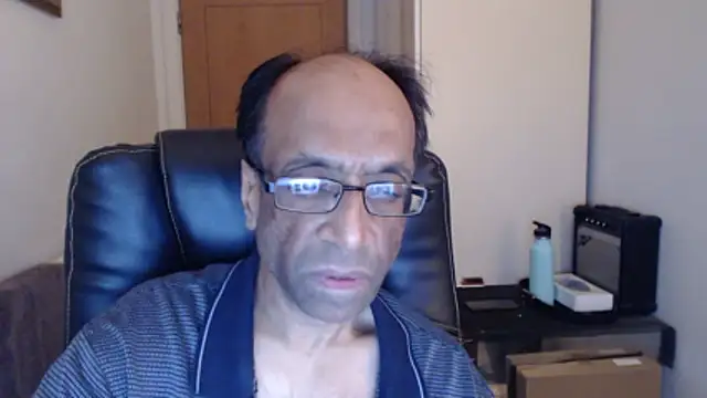 Snapshot of rauncher1 chatting on 17, 3, 2026 rauncher1 online show from 17, 3, 2026