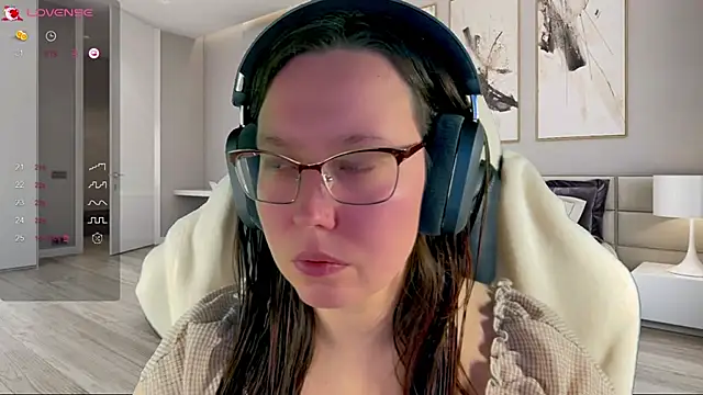 Victoria Romans online show from 1, 11, 2025