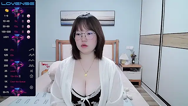 Snapshot of DianaYz chatting on 13, 3, 2025 DianaYz online show from 13, 3, 2025